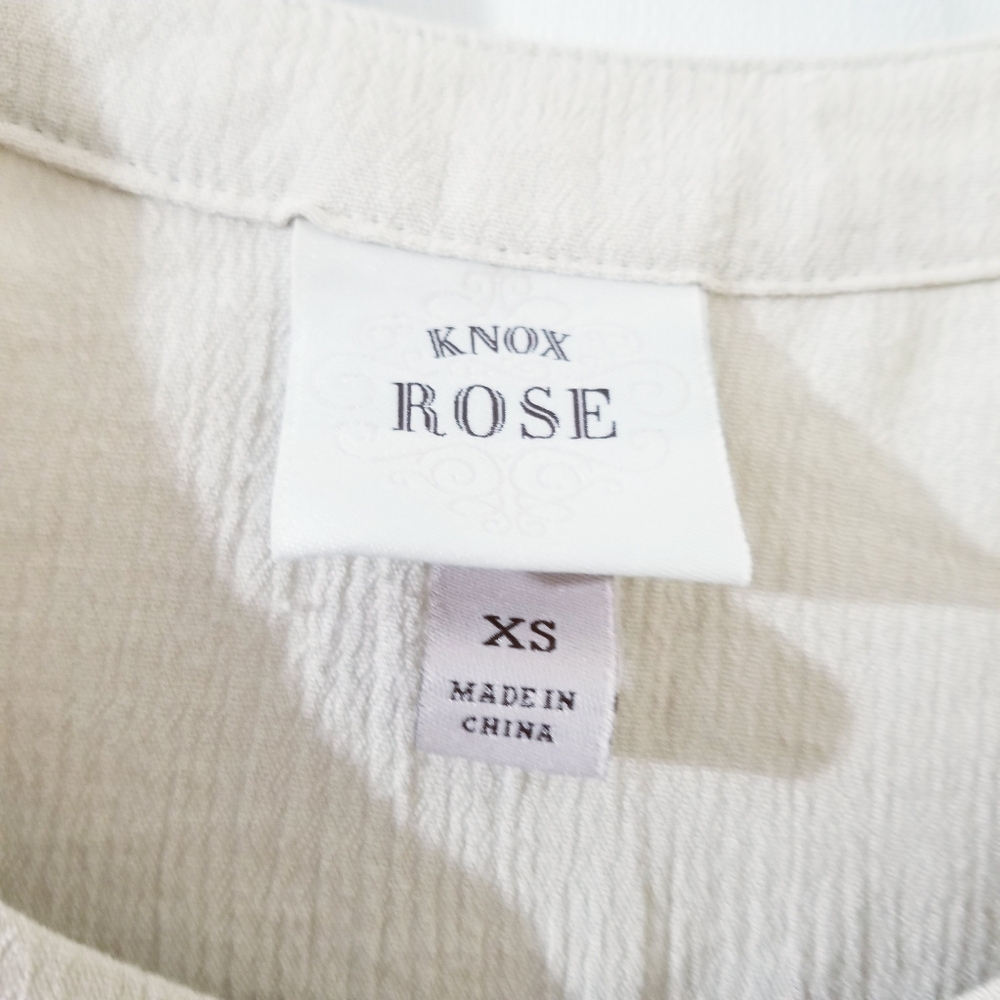 cute embroidery top - Picture 6 of 6